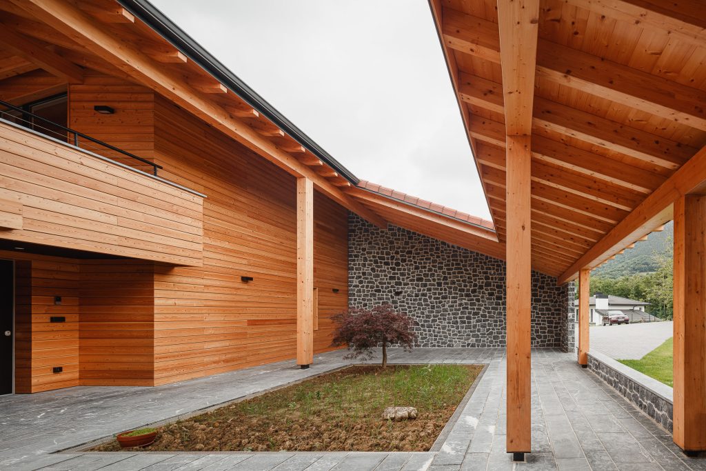 Aitor Estévez, aitorestevez, arkitektur, arkitektura, arquitectura, arquitectura vasca, aterpe, basque architecture, basque country, etxe, etxebizitza, euskadi, euskal arkitektura, fotografía de arquitectura, hondarribia, madera, país vasco, piedra, single house, stone, unifamiliar, ur estudio, vivienda, wood