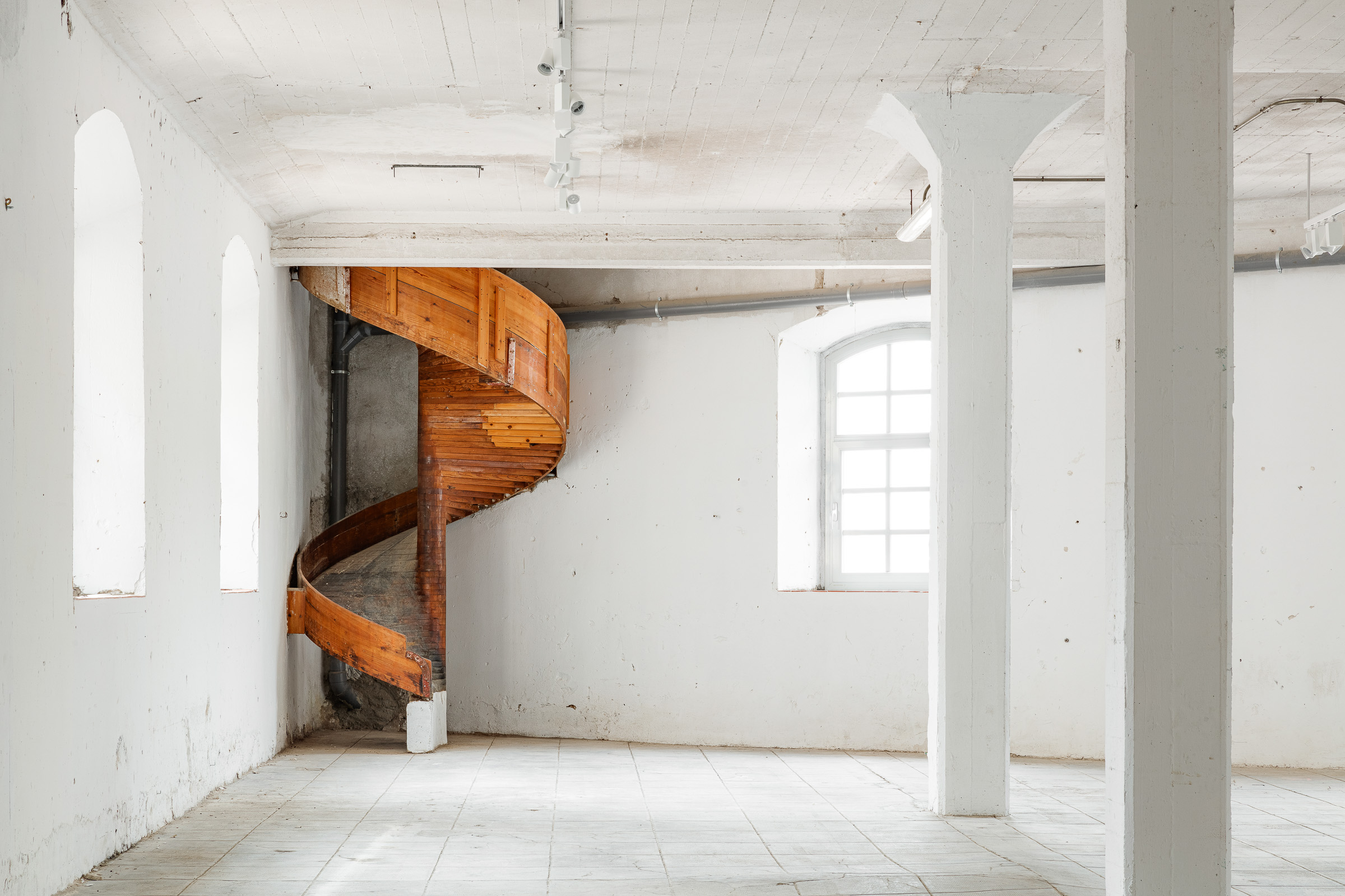 Aitor Estévez, aitorestevez, architectural photography, architecture photography, arkitektura, arquitectura, arquitectura catalana, catalan architecture, catalunya, cervera, concrete, construcción, construction, cooperativa, edificio, engineering, estructura, farinera, fotografía de arquitectura, hormigón, industrial, ingeniería, lleida, madera, maillart, martinell, structure